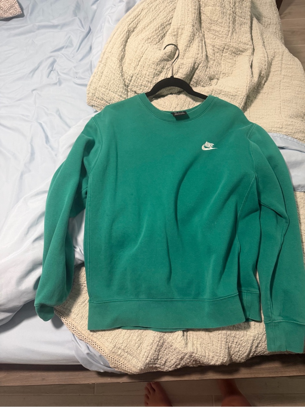 Nike Green Pullover Sweatshirt with White Swoosh Tag